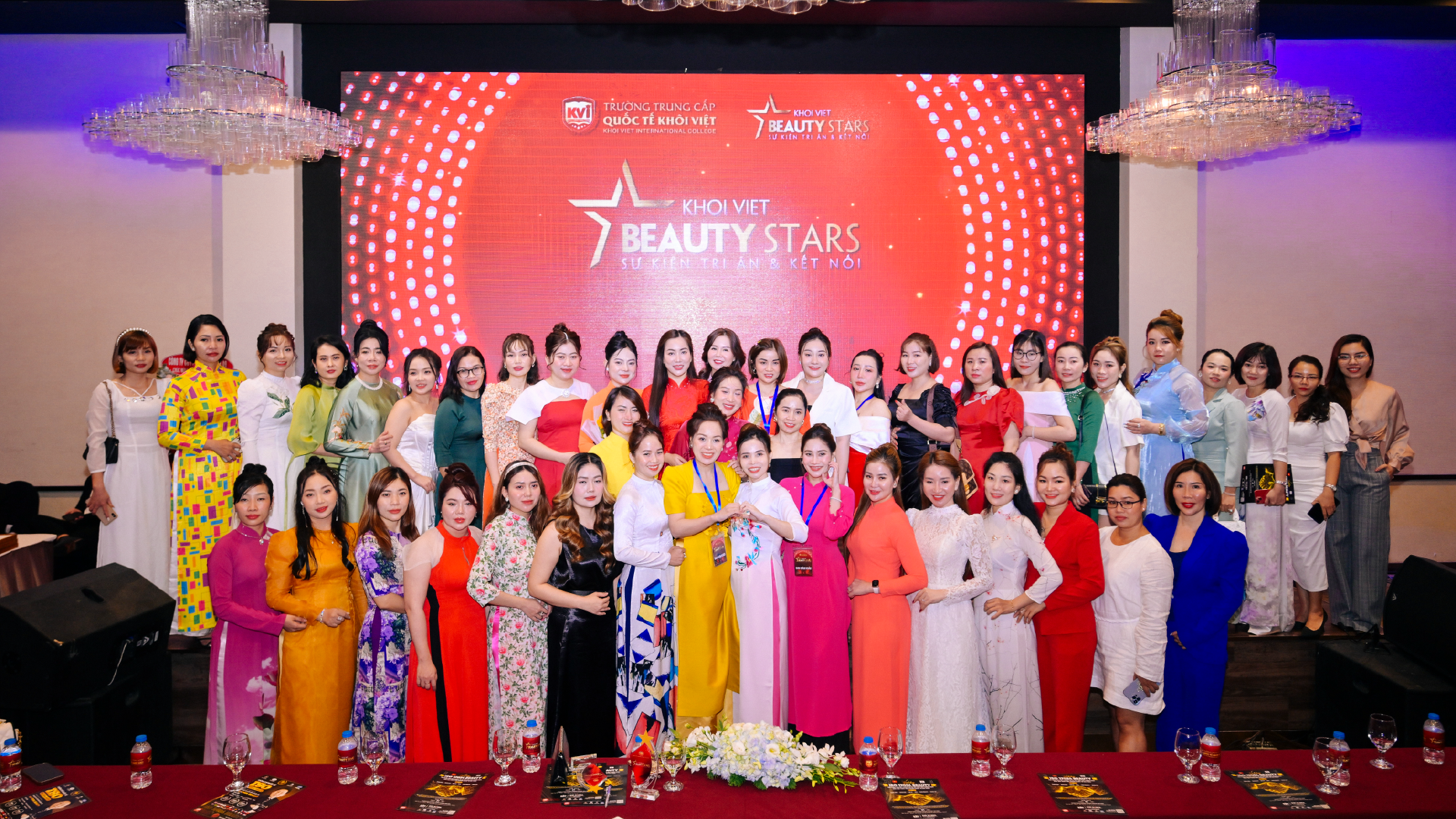 BEAUTY STARS KHOI VIET 11 1