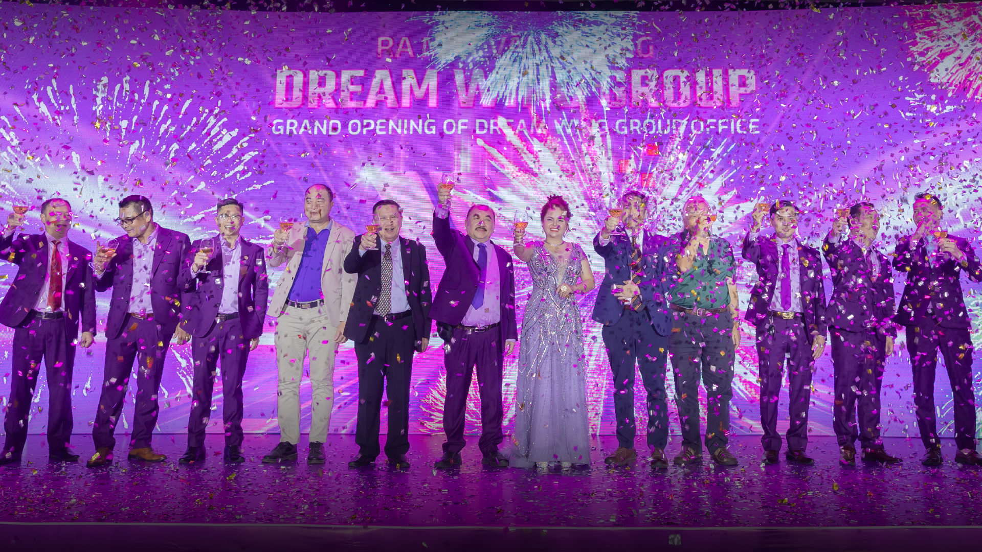 DW GROUP 11